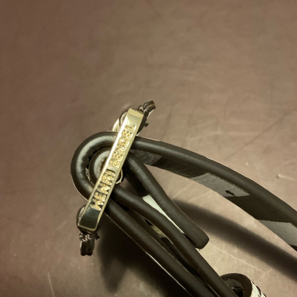 NWT Centennial Stripe Henri Bendel Luggage Tag - Picture 5 of 6